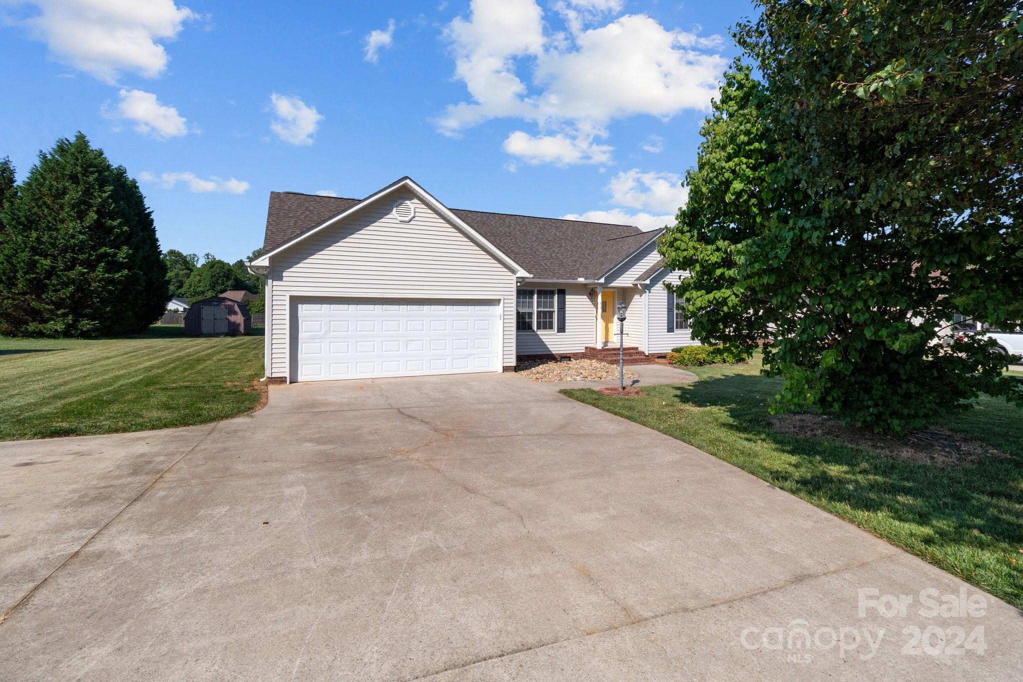 625 Poole Road Salisbury, NC 28146 - Photo 2 of 45 Gallery Image 2