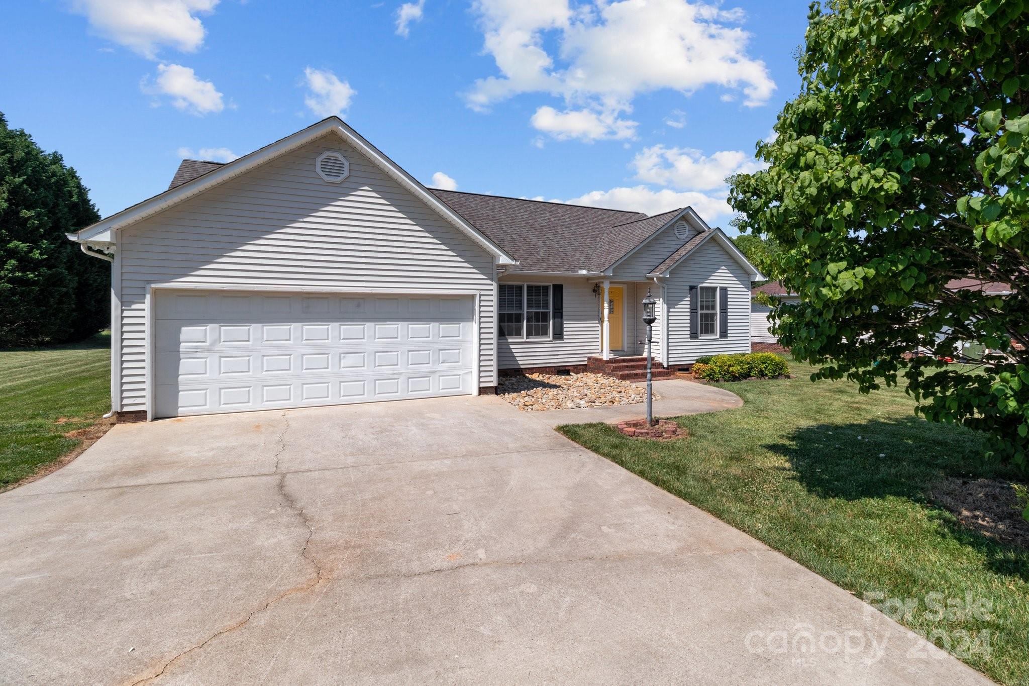 625 Poole Road Salisbury, NC 28146 - Photo 3 of 45 Gallery Image 3