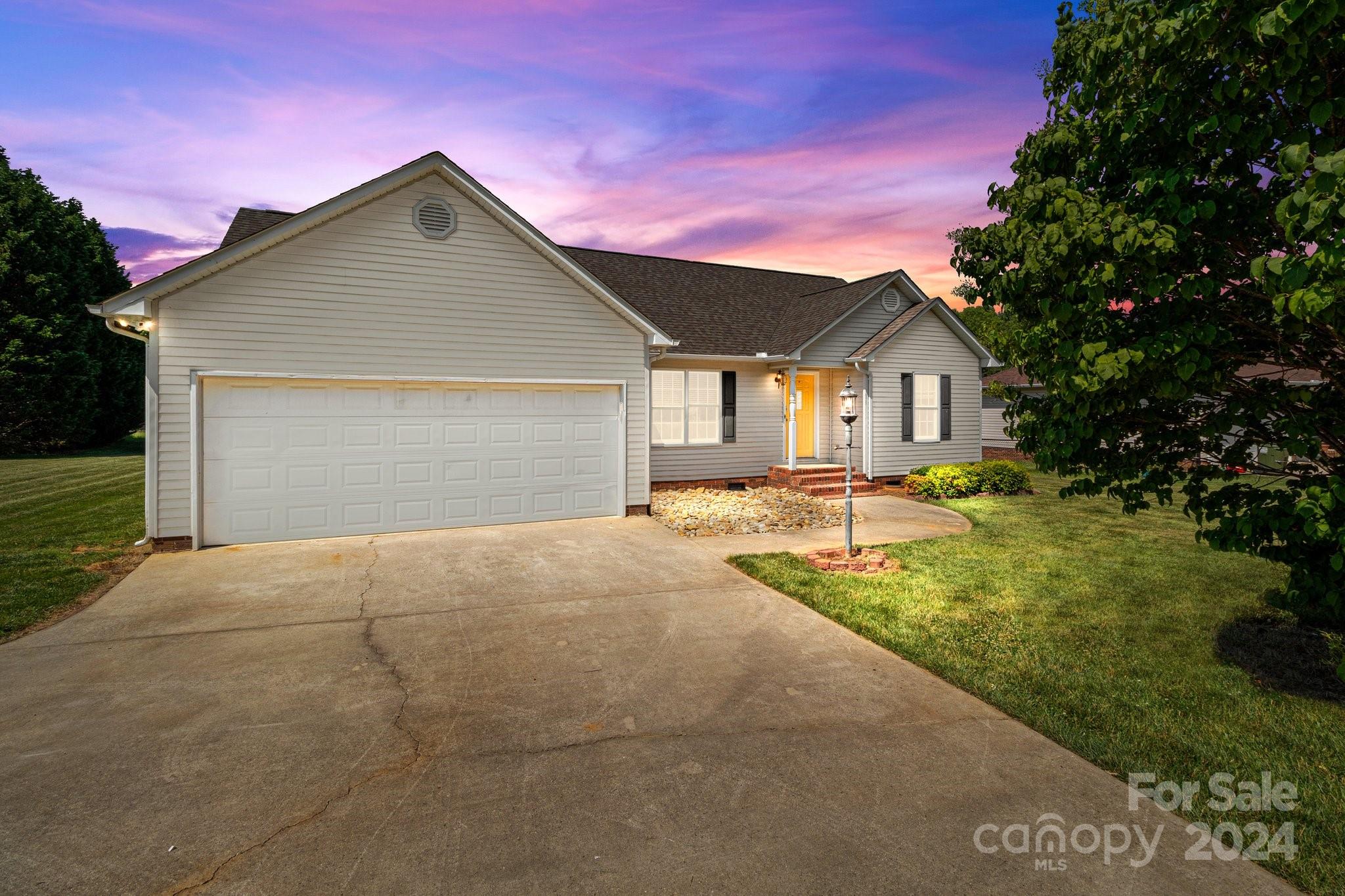 625 Poole Road Salisbury, NC 28146 - Photo 4 of 45 Gallery Image 4