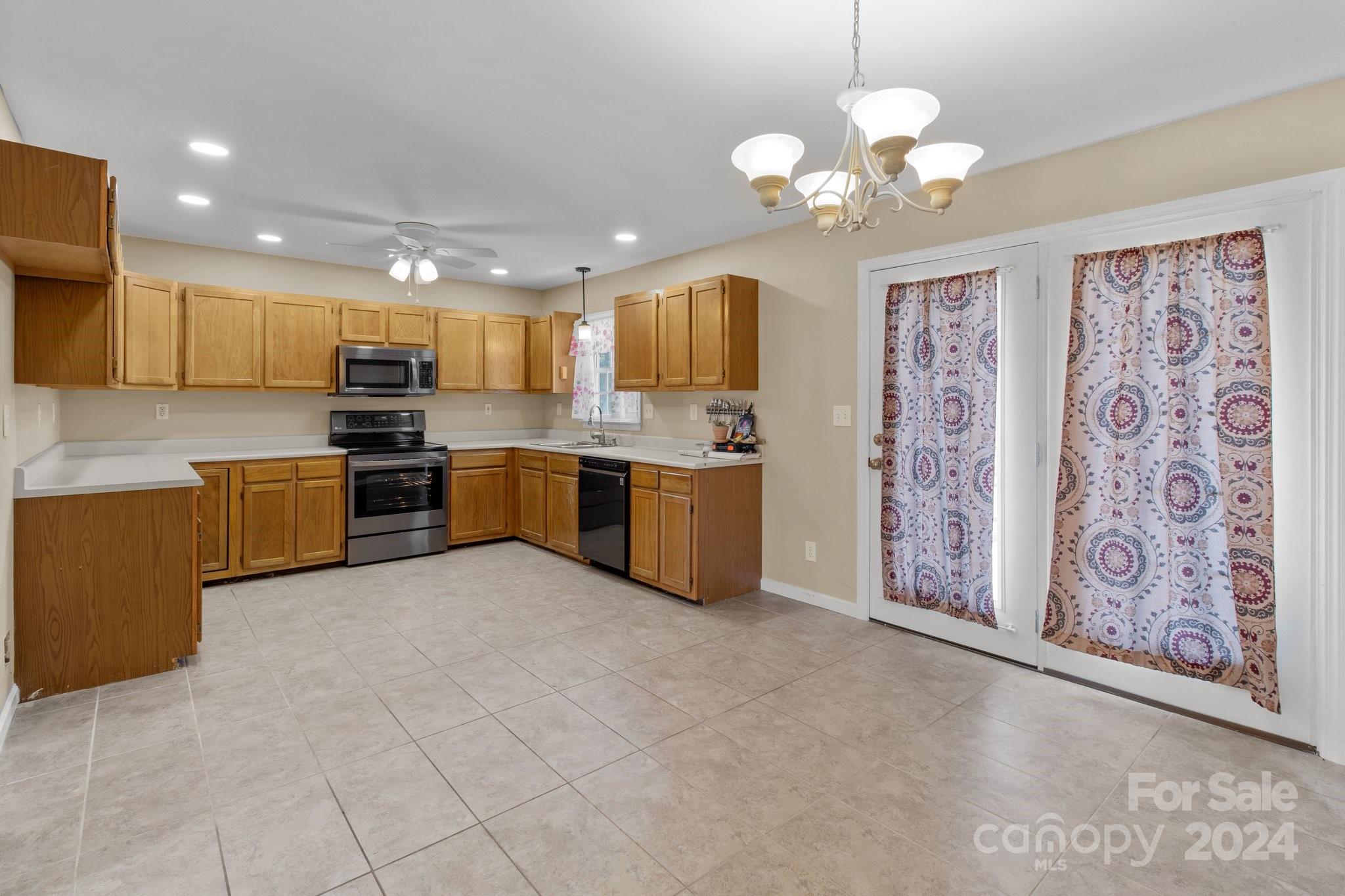 625 Poole Road Salisbury, NC 28146 - Photo 8 of 45 Gallery Image 8