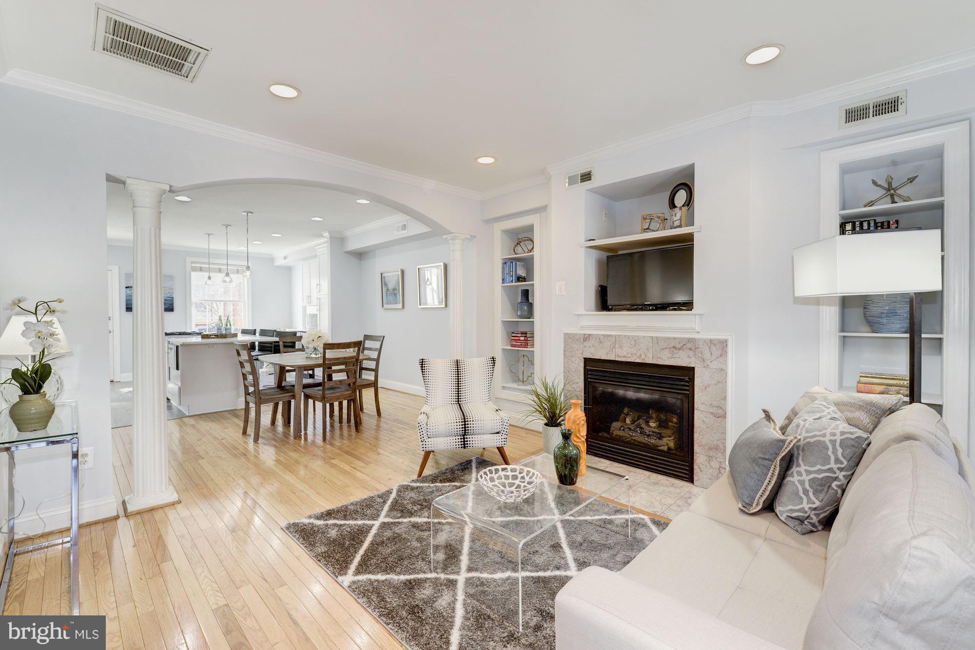 1631 D Street Northeast Washington, DC 20002 - Photo 3 of 27 Living Room