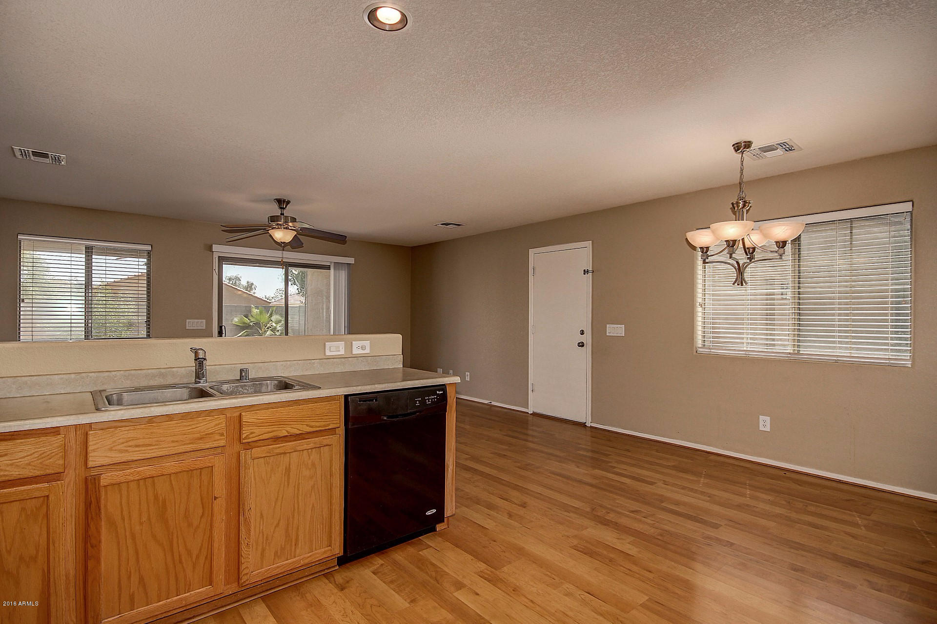 17437 West Calavar Road Surprise, AZ 85388 - Photo 11 of 27 Calavar (11)