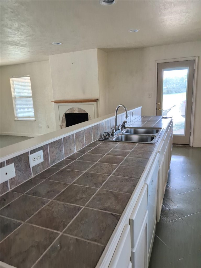 10954 North Jack Rabbitt Street North Bryan, TX 77808 - Photo 2 of 5