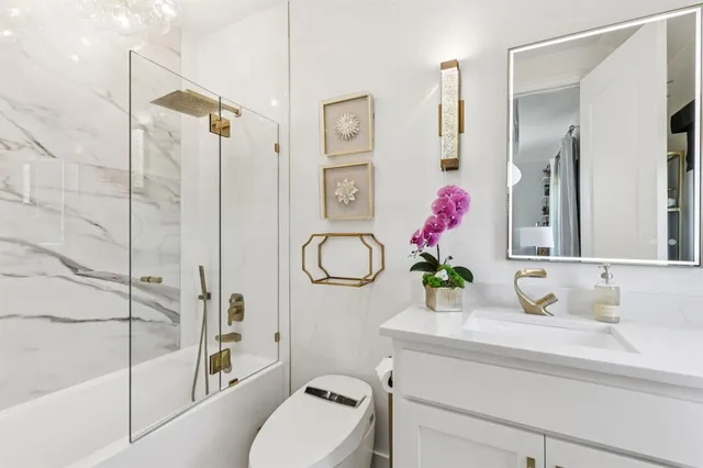 a view of a house with swimming pool and porch