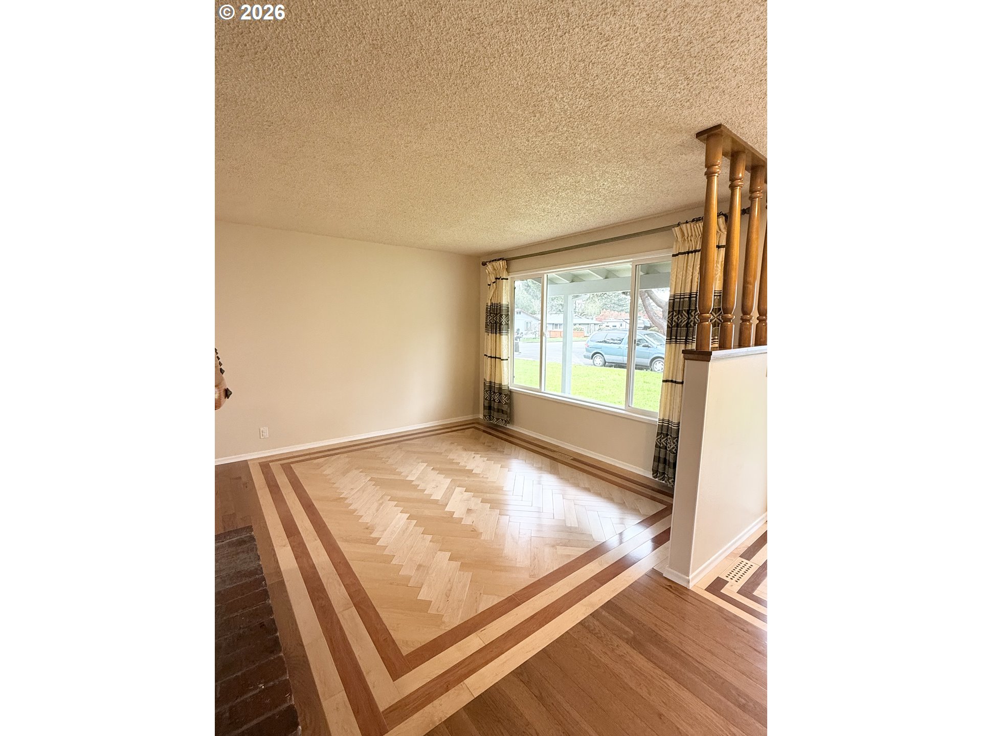 5270 Southwest 182nd Avenue Beaverton, OR 97078 - Photo 7 of 35 a view of an empty room and window