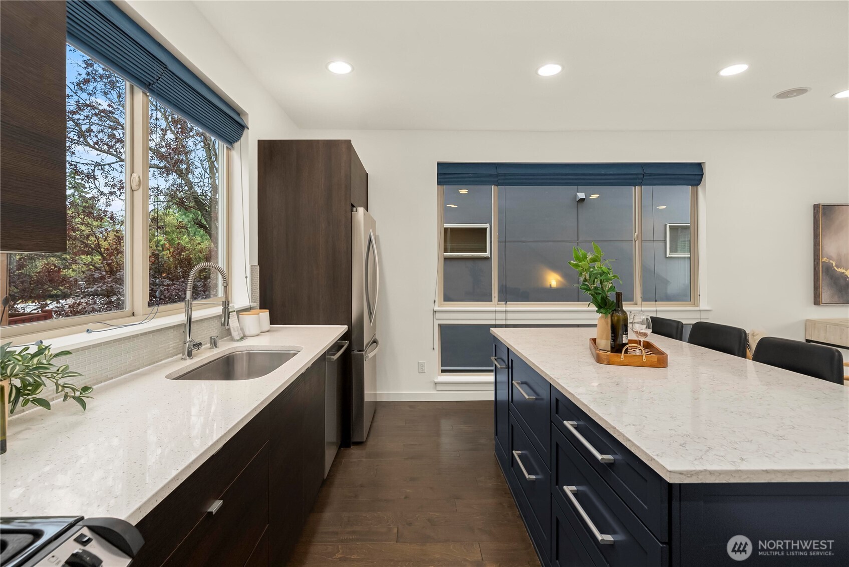 3951 Southwest Oregon Street Seattle, WA 98116 - Photo 19 of 33