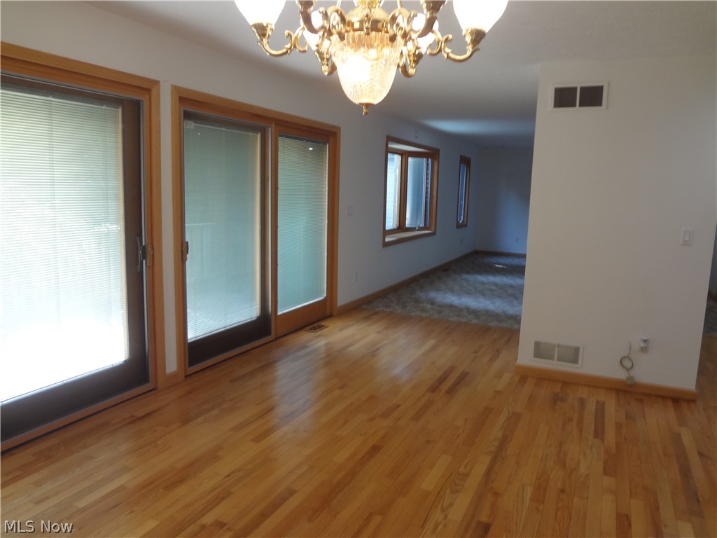 2722 Hallock Young Road Warren, OH 44481 - Photo 11 of 24 Gallery Image 11