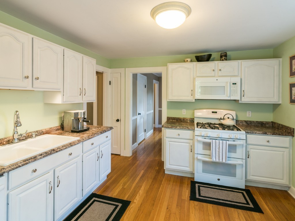 111 Stimson Street Boston, MA 02132 - Photo 5 of 22