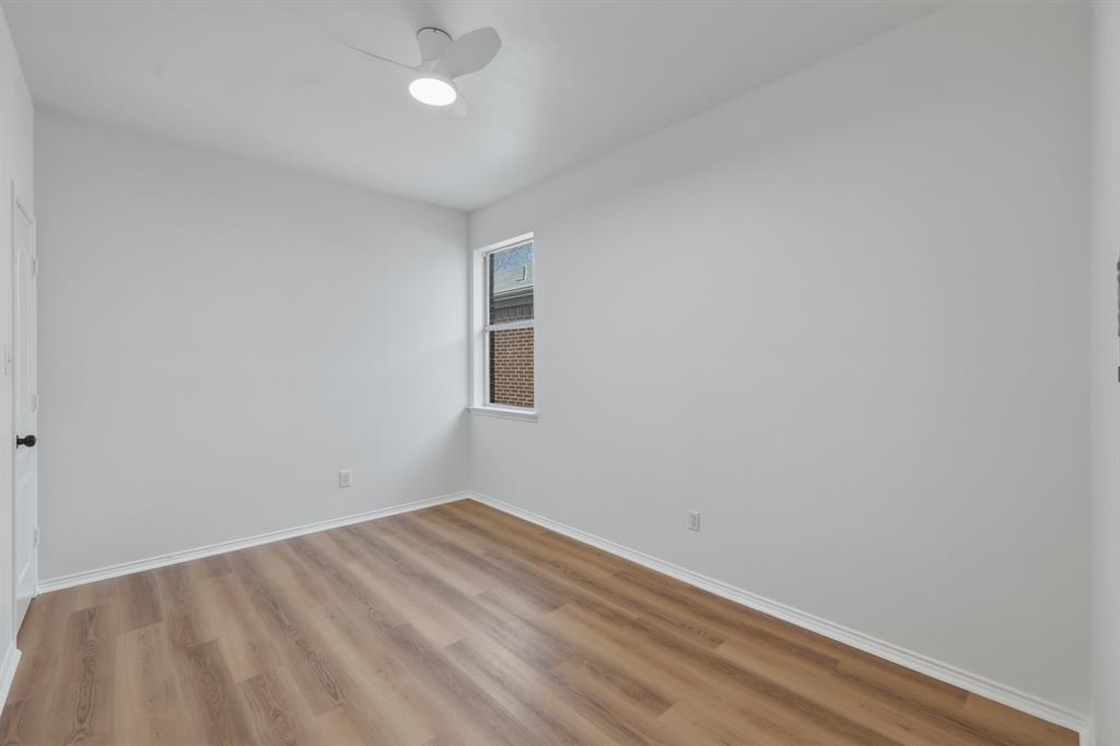 13509 Ponderosa Ranch Road Fort Worth, TX 76262 - Photo 18 of 33 Bedroom #3