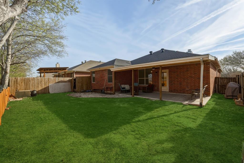 13509 Ponderosa Ranch Road Fort Worth, TX 76262 - Photo 28 of 33 Backyard!