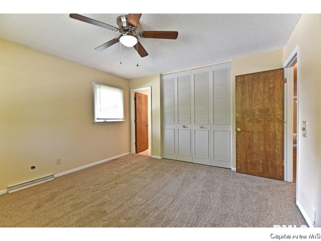244 Stutely Lane Springfield, IL 62704 - Photo 12 of 36