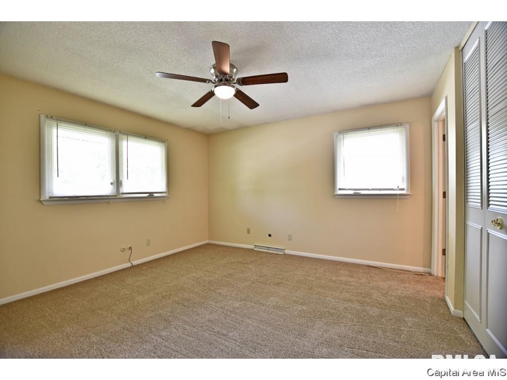 244 Stutely Lane Springfield, IL 62704 - Photo 13 of 36
