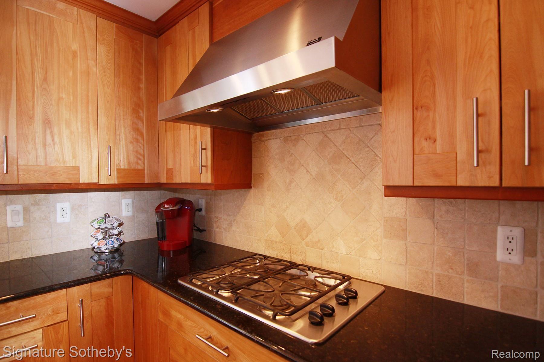 892 Satterlee Road Bloomfield Hills, MI 48304 - Photo 6 of 44 IMG_0728-r.jpg