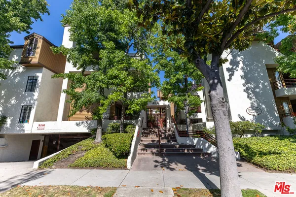 $4,650 | 400 North Louise Street, Unit 204, Glendale, CA 91206
