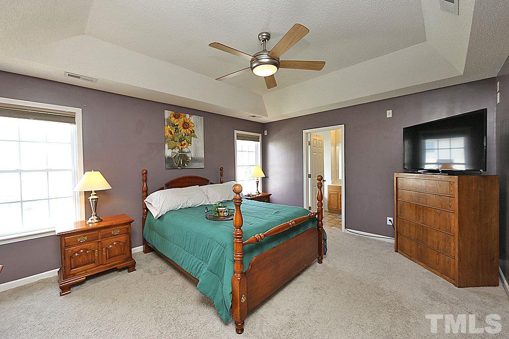 4473 Cardinal Grove Boulevard Raleigh, NC 27616 - Photo 10 of 16