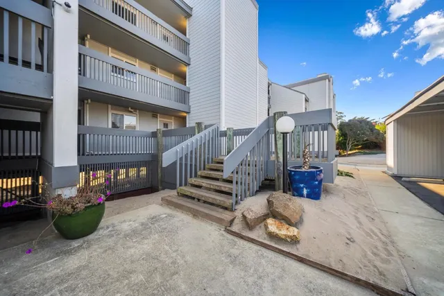 $1,850,000 | 22130 East Cliff Drive, Unit 2A, Santa Cruz, CA 95062