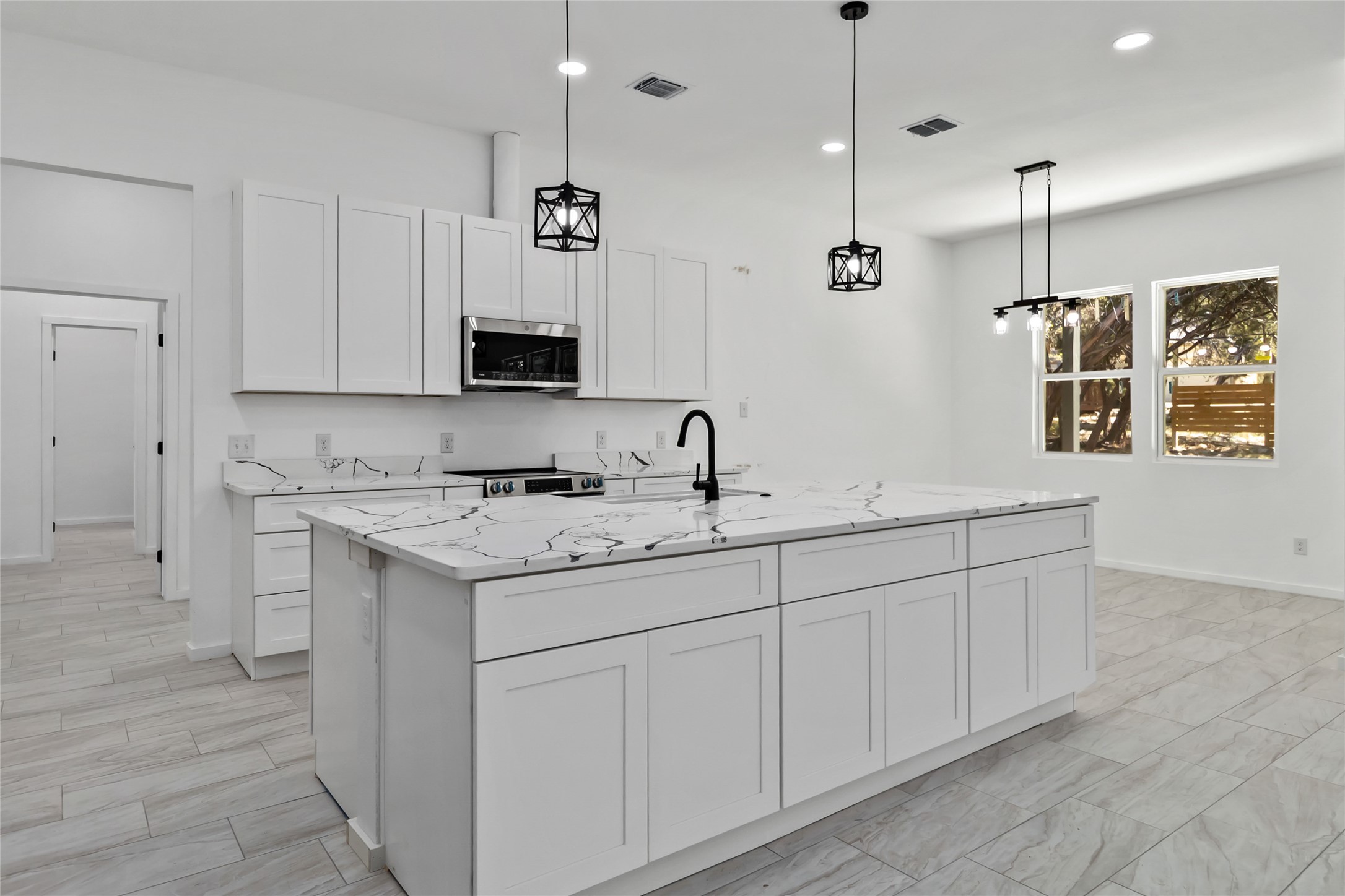 116 Crazy Cross Road Wimberley, TX 78676 - Photo 3 of 35