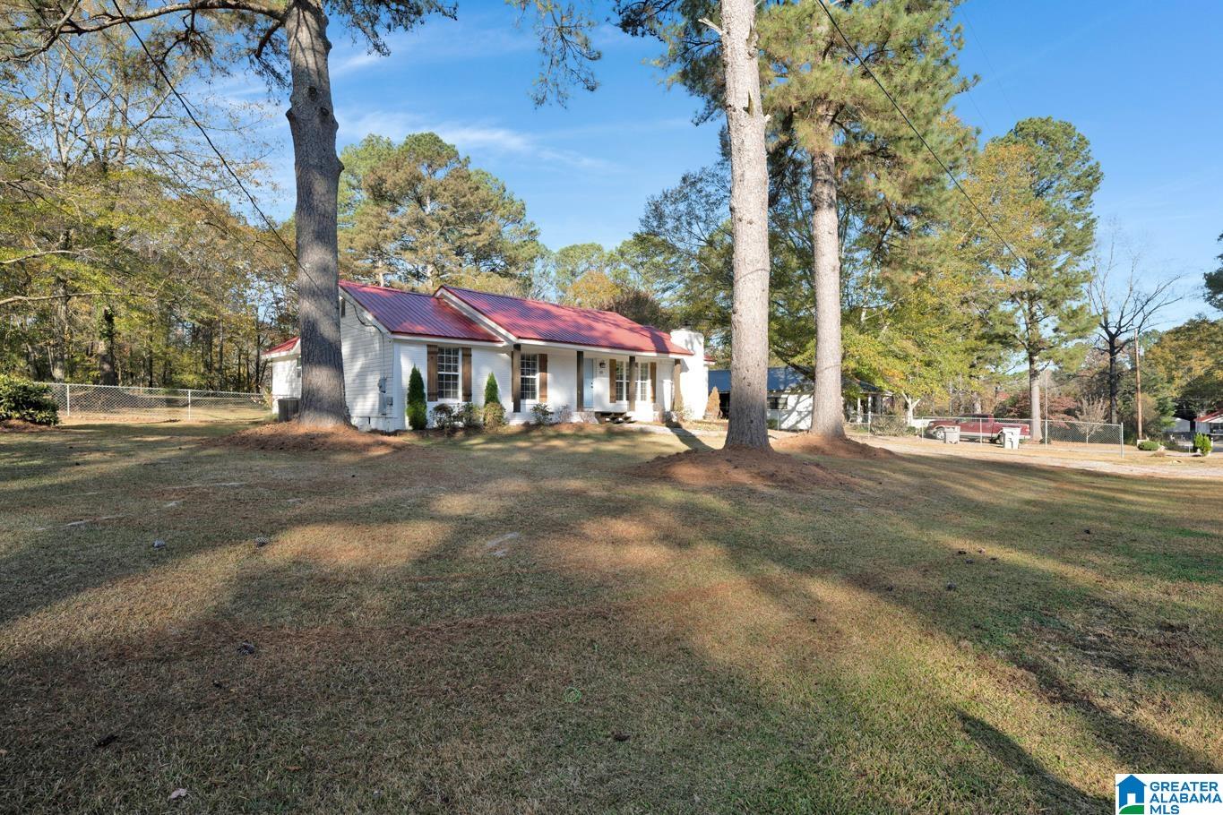 119 Oak Drive Jasper, AL 35501 - Photo 3 of 27