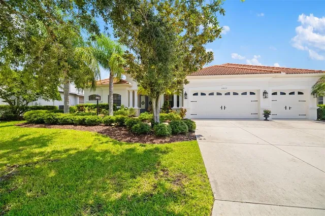$975,000 | 6627 Turnstone Lane, Lakewood Ranch, FL 34202