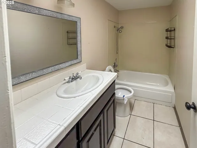 $494,000 | 4111 Northeast 3rd Street, Gresham, OR 97030