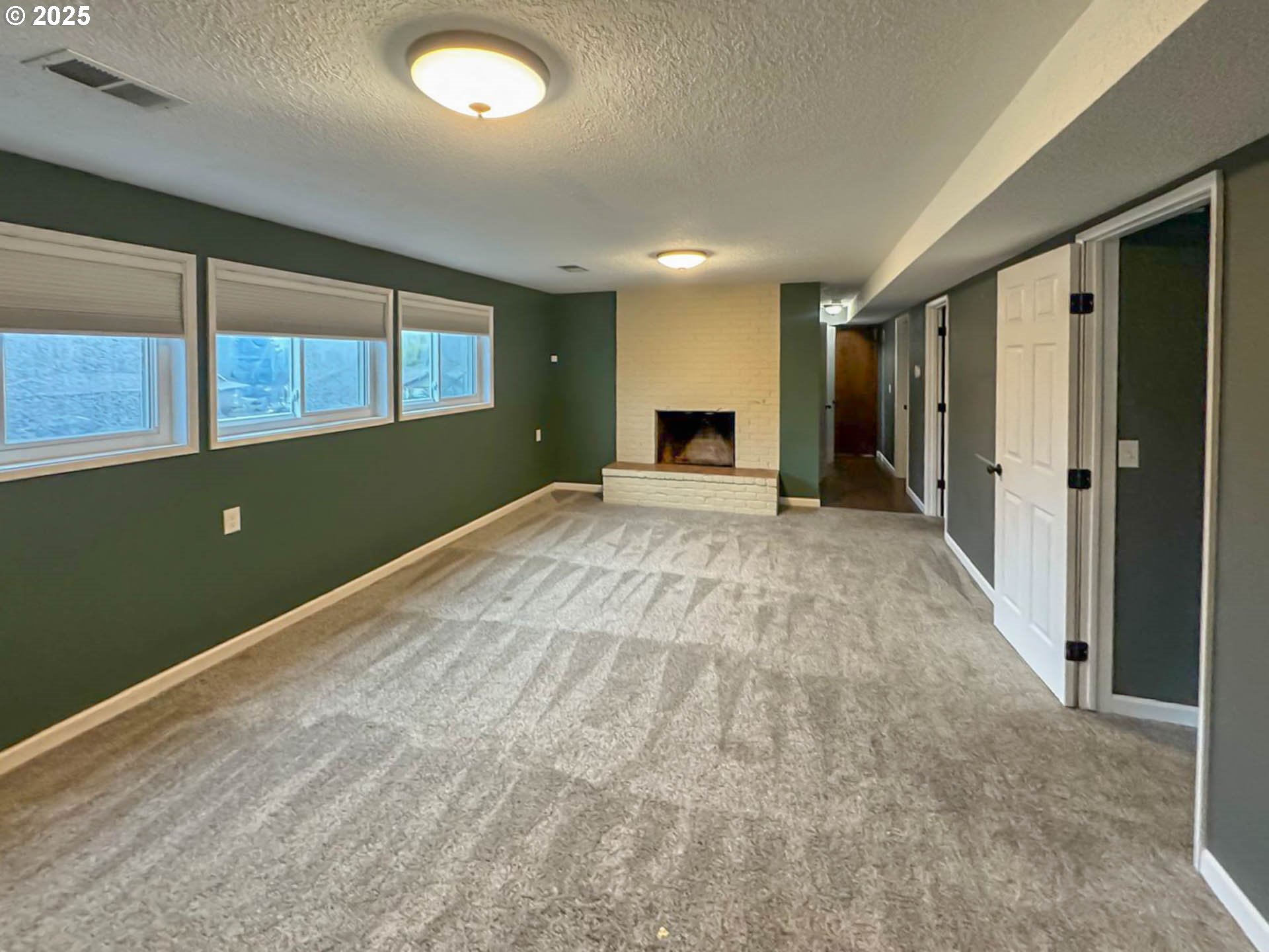 4111 Northeast 3rd Street Gresham, OR 97030 - Photo 16 of 25