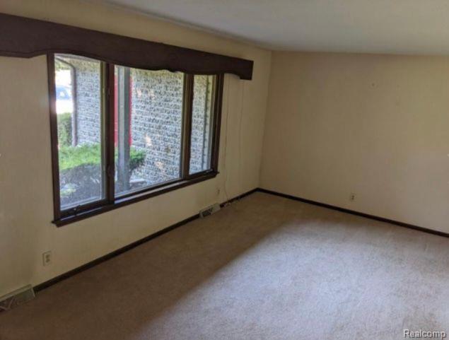 8170 McCarty Road Saginaw, MI 48603 - Photo 10 of 30 Gallery Image 10
