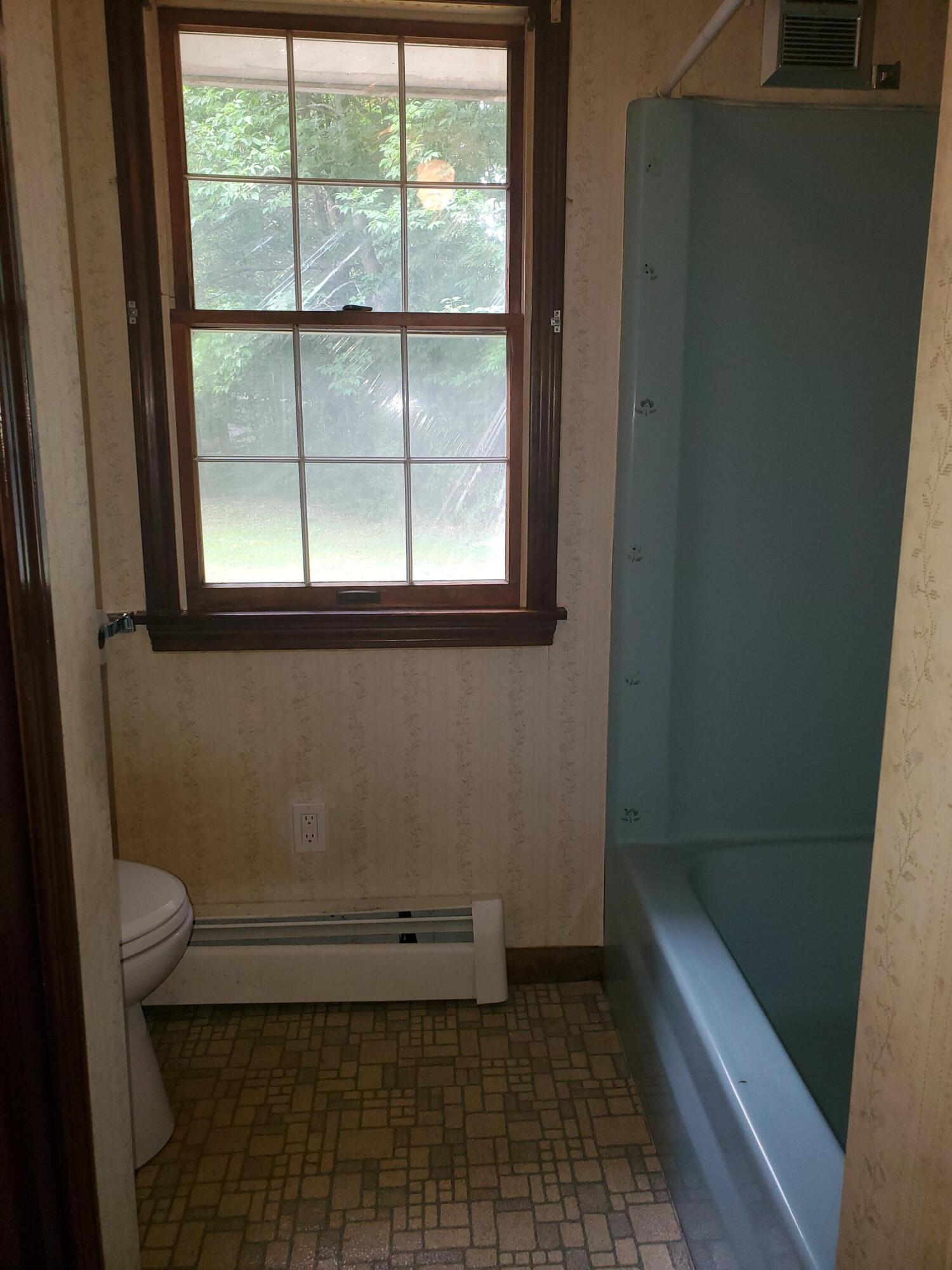 103 Finn Parker Road Gorham, ME 04038 - Photo 11 of 31 20240820_132442