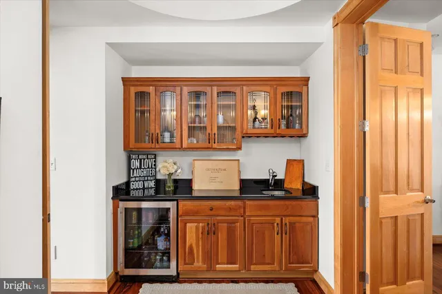 $3,690,000 | 10150 Hedrick Farm Lane, Midland, VA 22728