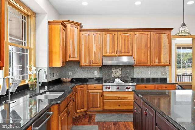 $3,690,000 | 10150 Hedrick Farm Lane, Midland, VA 22728