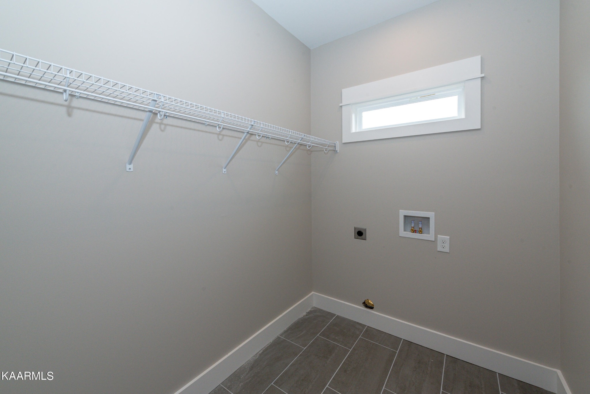 1039 Kirk Road Greenback, TN 37742 - Photo 12 of 23 Gallery Image 12