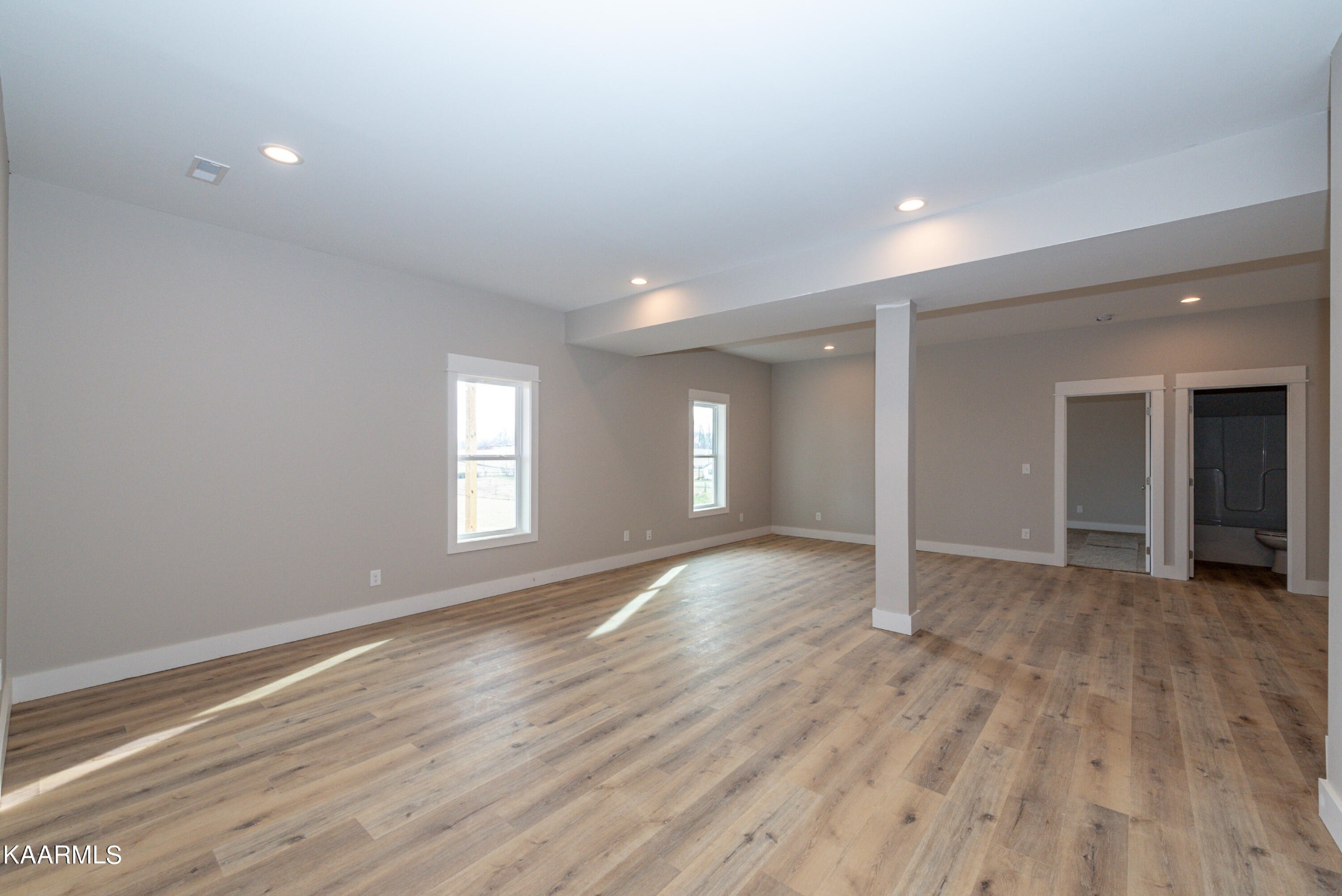 1039 Kirk Road Greenback, TN 37742 - Photo 17 of 23 Gallery Image 17