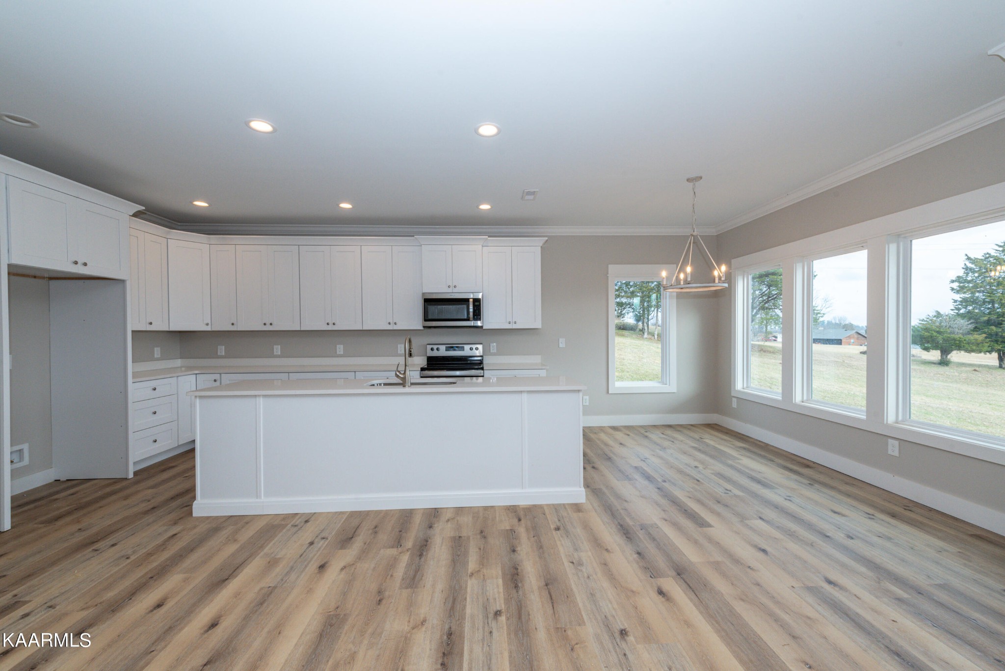 1039 Kirk Road Greenback, TN 37742 - Photo 5 of 23 Gallery Image 5