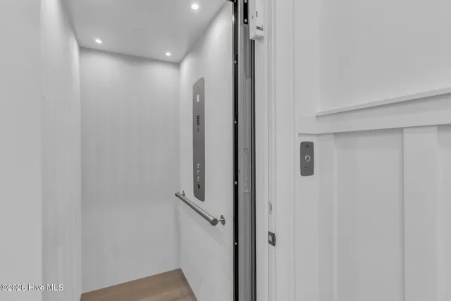 $3,650,000 | 9102 River Road, Wilmington, NC 28412