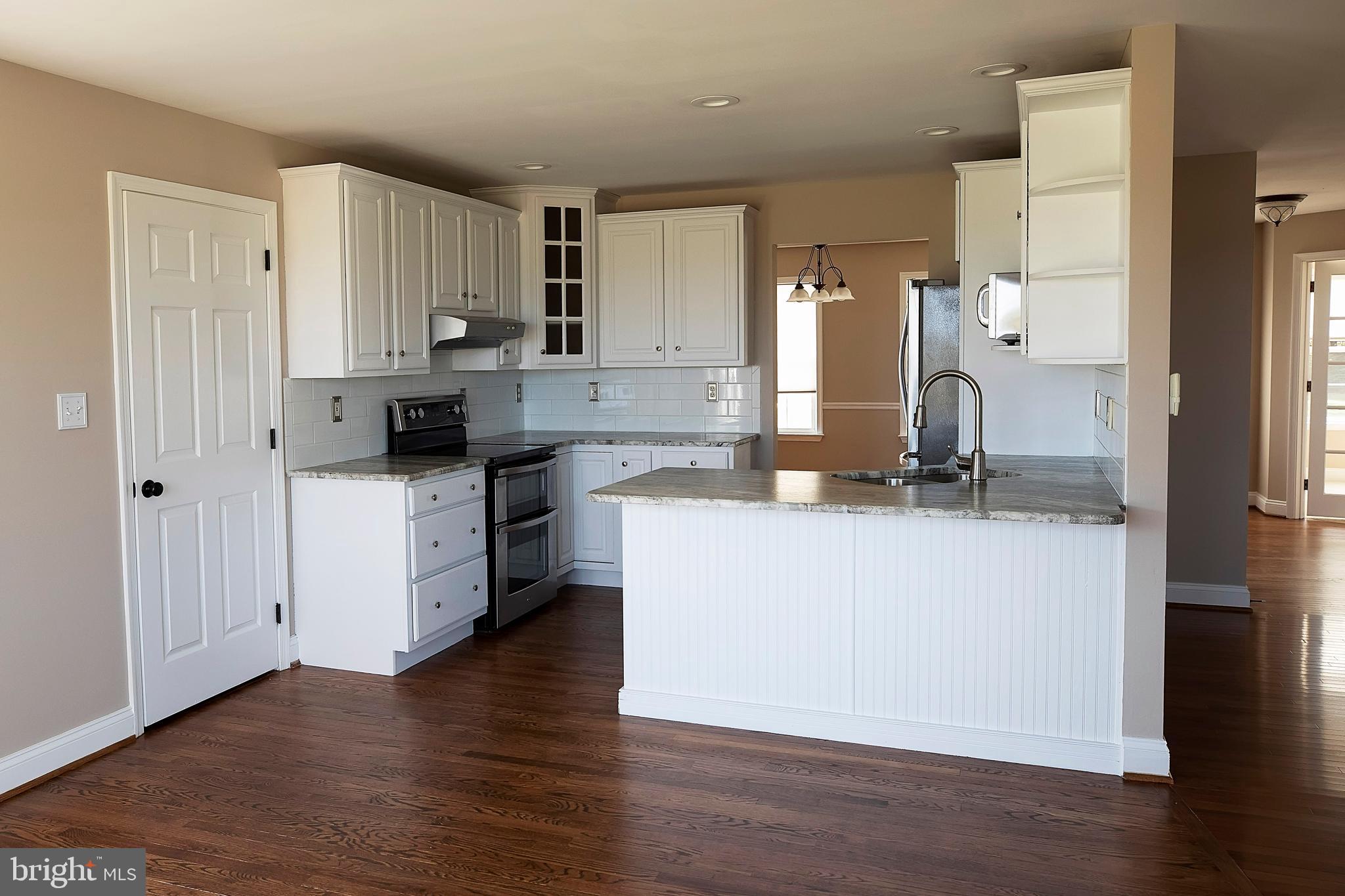 4828 Paul Hance Road Huntingtown, MD 20639 - Photo 11 of 52 Kitchen