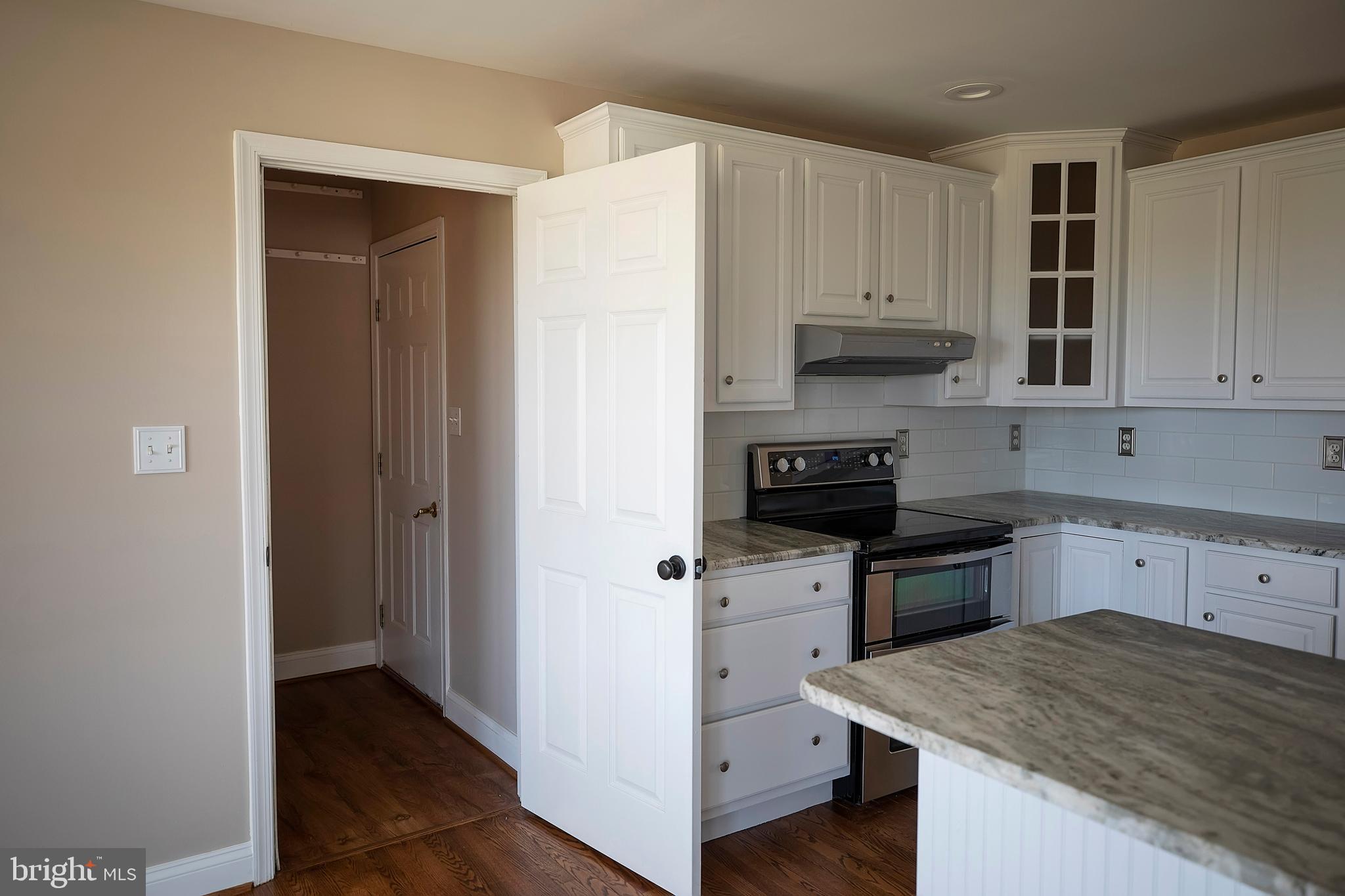 4828 Paul Hance Road Huntingtown, MD 20639 - Photo 12 of 52 Kitchen