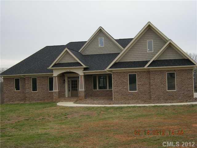 4721 Rifle Range Road Conover, NC 28613 - Photo 2 of 16 Gallery Image 2