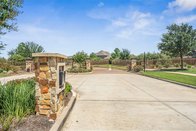 $6,000 | 19003 Kimber Creek Lane, Cypress, TX 77429