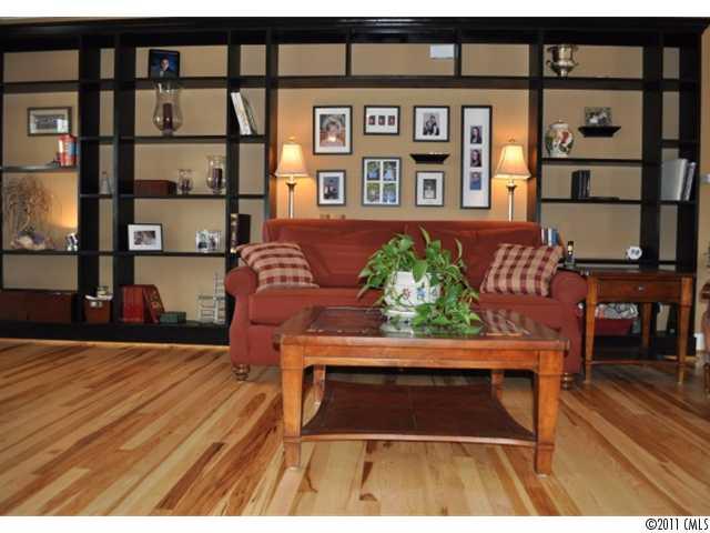 157 Longview Road Statesville, NC 28625 - Photo 3 of 16 Gallery Image 3