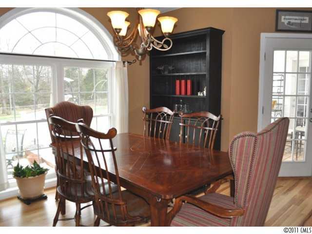 157 Longview Road Statesville, NC 28625 - Photo 4 of 16 Gallery Image 4