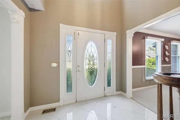 $420,000 | 1823 York Ridge Court, Chesterfield, MO 63017