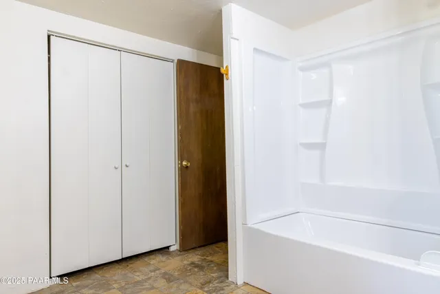 a view of livingroom with hardwood floor and window