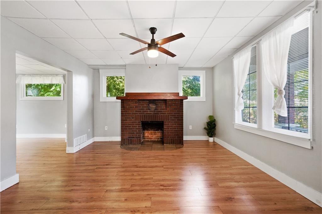 102 Three Degree Road Pittsburgh, PA 15237 - Photo 2 of 19 Gallery Image 2