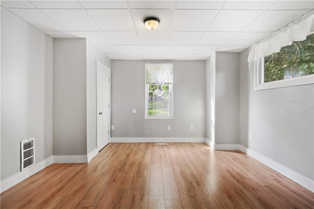 102 Three Degree Road Pittsburgh, PA 15237 - Photo 6 of 19 Gallery Image 6