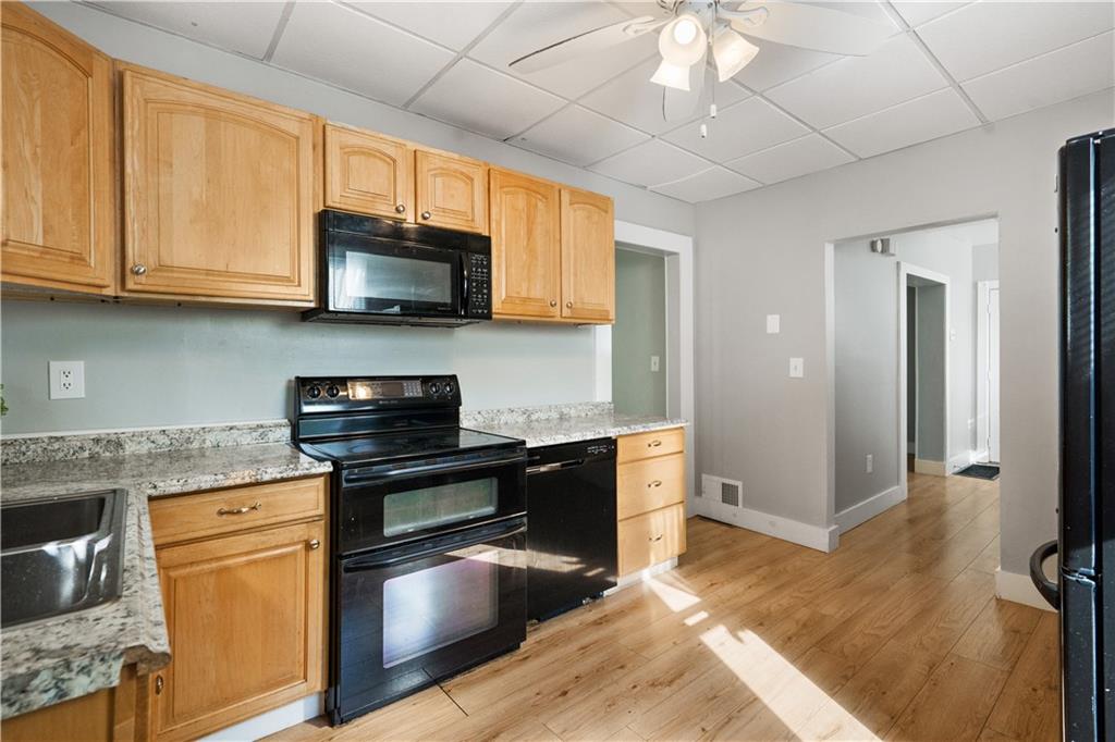 102 Three Degree Road Pittsburgh, PA 15237 - Photo 8 of 19 Gallery Image 8