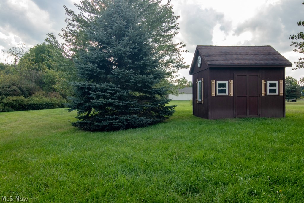 9855 Diagonal Road Mantua, OH 44255 - Photo 14 of 35