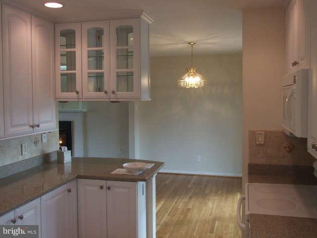 3701 Lakota Road Alexandria, VA 22303 - Photo 5 of 30 Kitchen