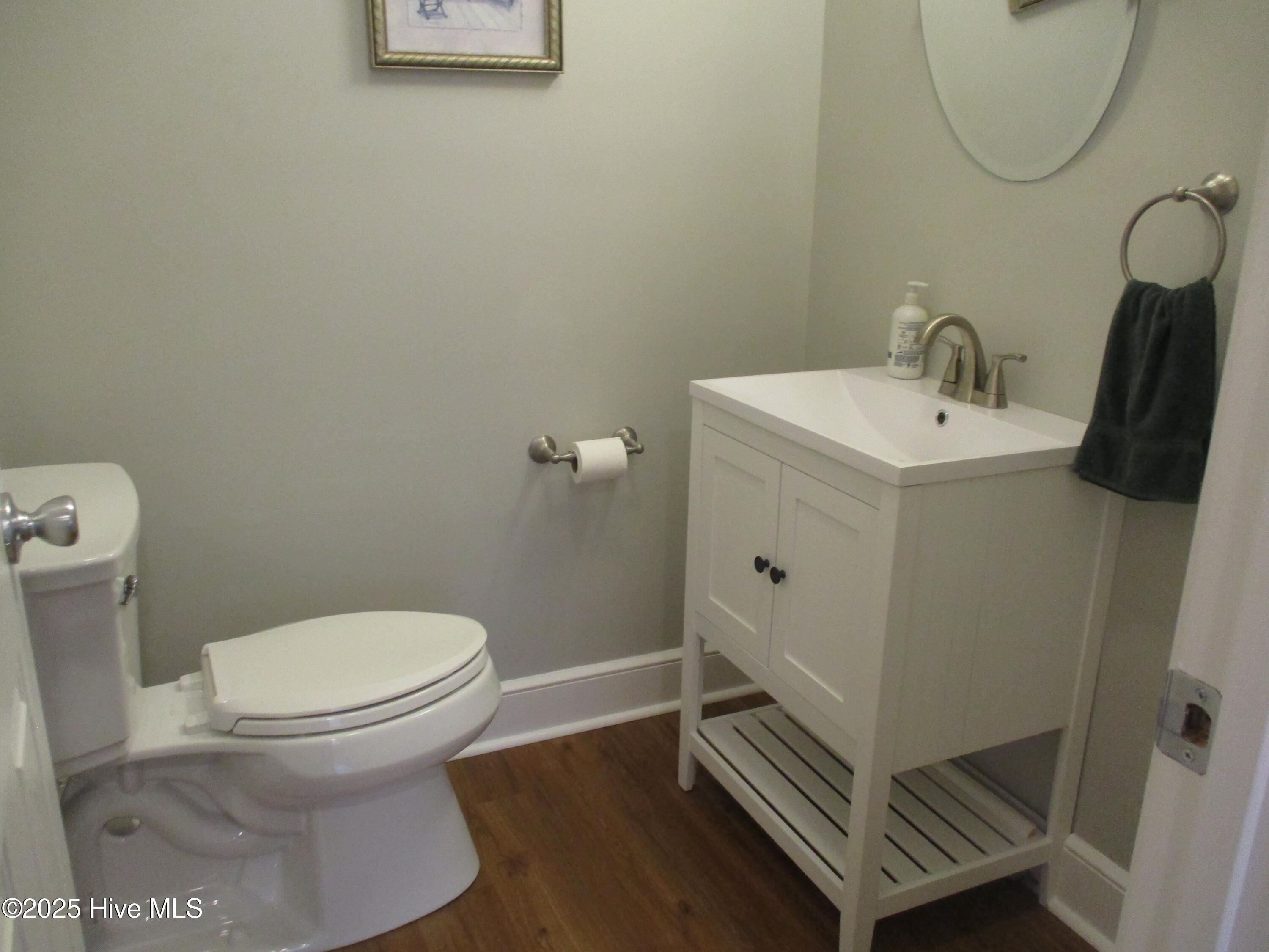 1205 West Highland Avenue Kinston, NC 28501 - Photo 19 of 41 Half bath