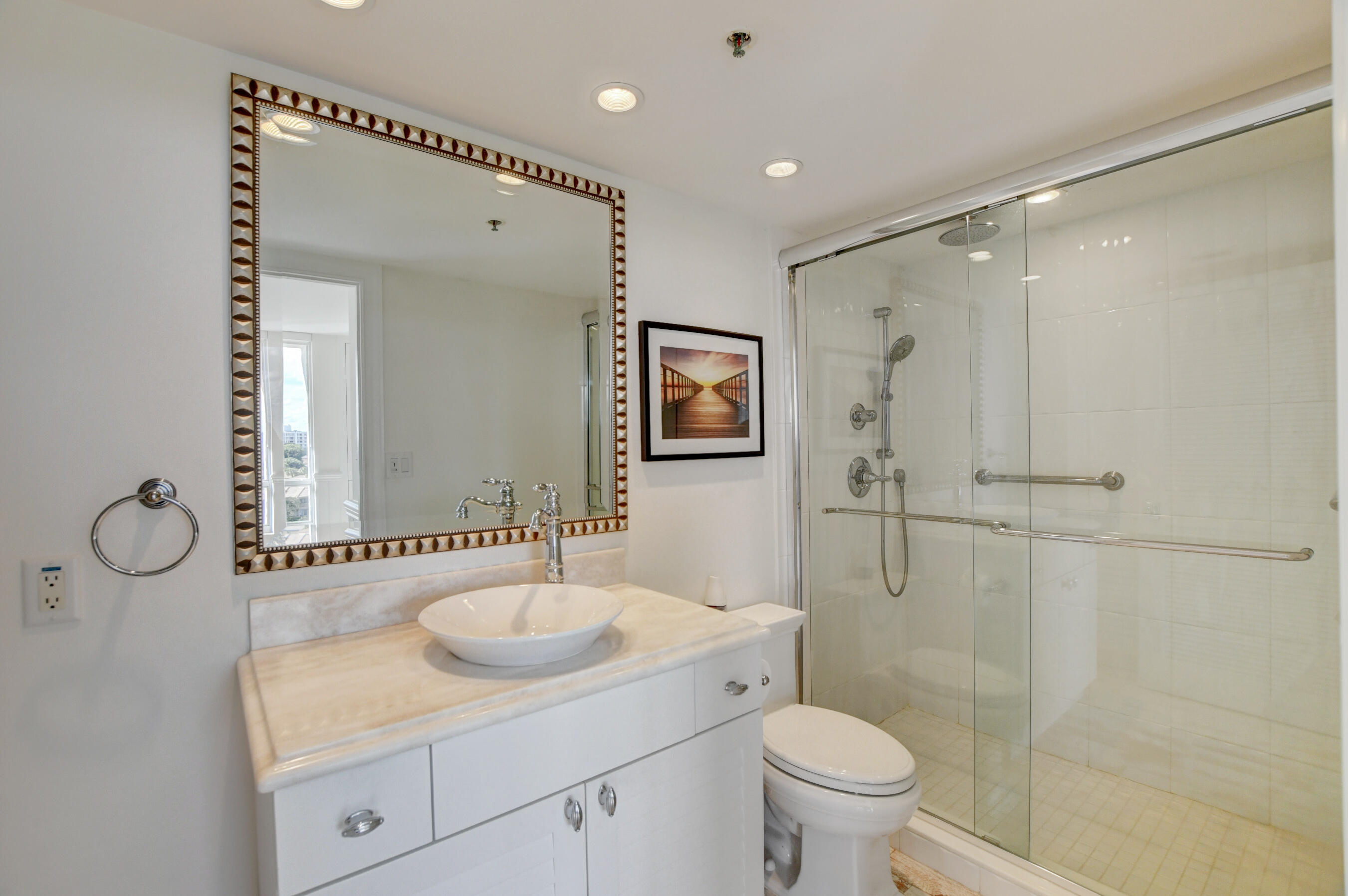 7738 Lakeside Boulevard, Unit 386 Boca Raton, FL 33434 - Photo 9 of 31 Bath