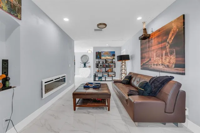 $575,000 | Coral Springs, Coral Springs, FL 33065