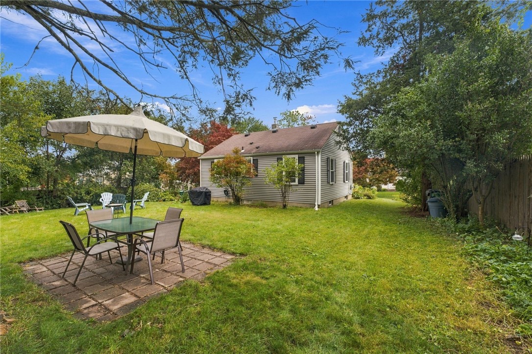 87 Potowomut Road Warwick, RI 02818 - Photo 31 of 38 Gallery Image 31